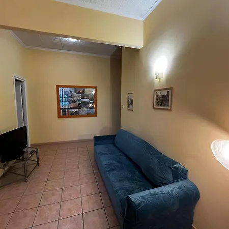 Pressi Stazione Tiburtina Apartman *